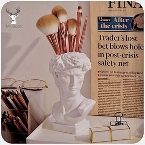 Creative David Sculpture Pen Holder FOR Desk Organizer Makeup Brush Organizer Flower Pot Imitation Plaster Vase Pen Box Crafts Gifts